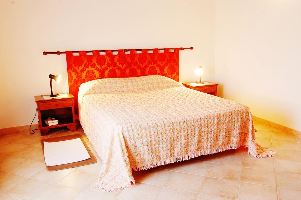 Le Valli Aparthotel Помаранче Екстериор снимка